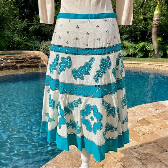 NWOT! BCBGMAXAZRIA Sequined Skirt - Picture 4 of 6